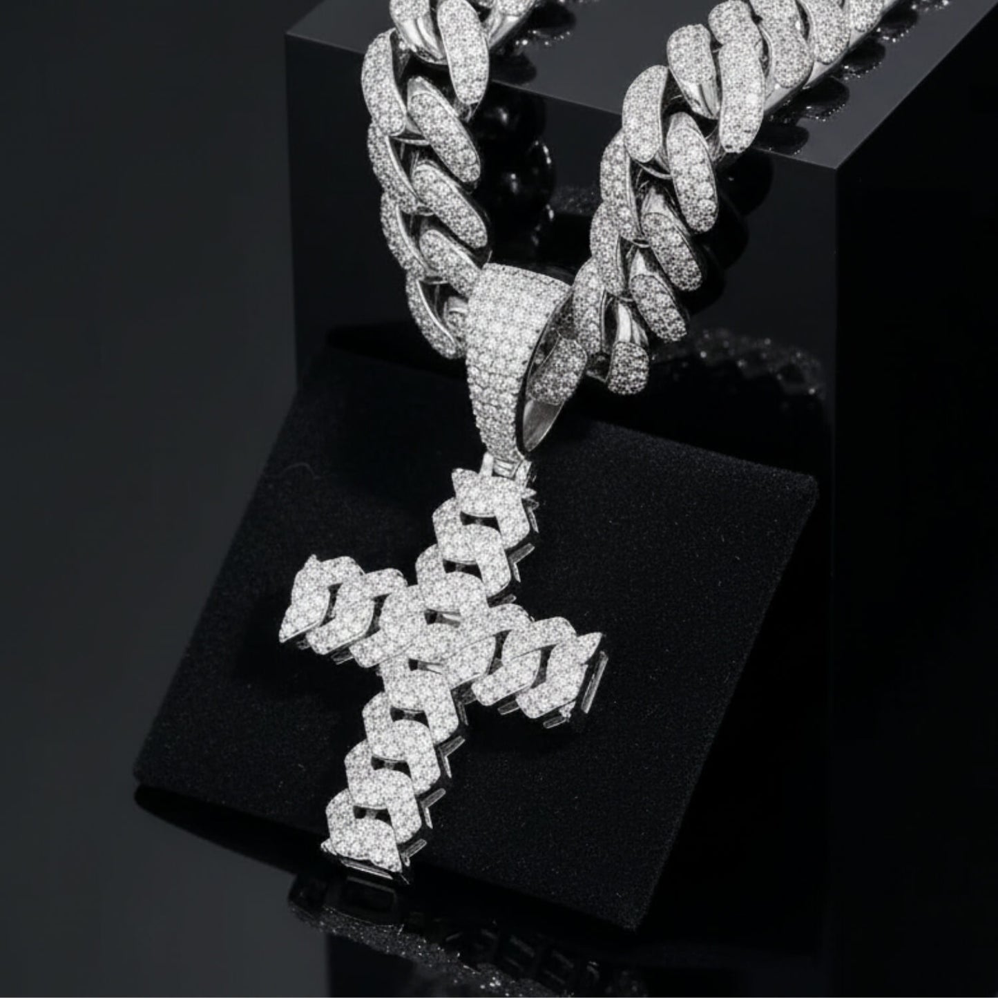 Luxury Moissanite Cross Pendant in 18K Gold Plating